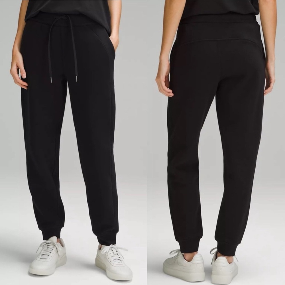 Lululemon Women's Scuba High Rise Jogger in‎ Black Size 4